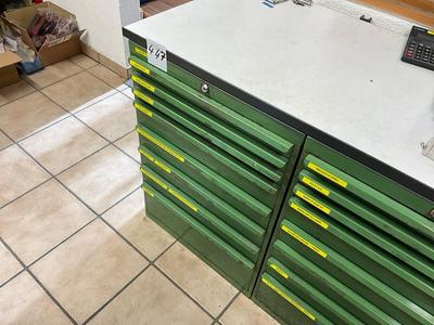 Overview picture of Drawer cabinet